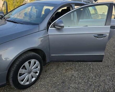 Серый Фольксваген Пассат, объемом двигателя 2 л и пробегом 343 тыс. км за 6400 $, фото 7 на Automoto.ua