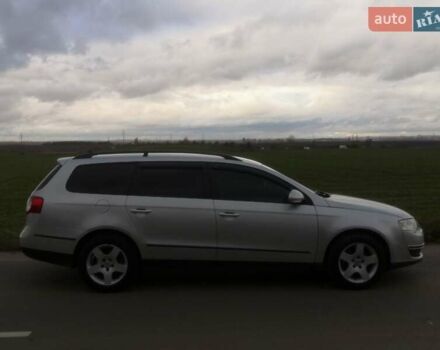 Серый Фольксваген Пассат, объемом двигателя 1.9 л и пробегом 256 тыс. км за 5500 $, фото 1 на Automoto.ua