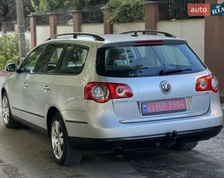 Фольксваген Пассат 2007 в Вознесенске на Automoto.ua Серый Фольксваген Пассат, объемом двигателя 1.6 л и пробегом 185 тыс. км за 6900 $, фото 5 на Automoto.ua