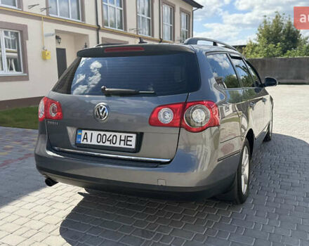 Сірий Фольксваген Пассат, об'ємом двигуна 1.6 л та пробігом 253 тис. км за 6300 $, фото 6 на Automoto.ua