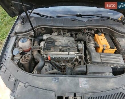 Фольксваген Пассат 2007 в Хмельницком на Automoto.ua Серый Фольксваген Пассат, объемом двигателя 2 л и пробегом 293 тыс. км за 4950 $, фото 11 на Automoto.ua