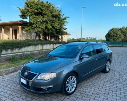 Серый Фольксваген Пассат, объемом двигателя 2 л и пробегом 261 тыс. км за 1500 $, фото 1 на Automoto.ua