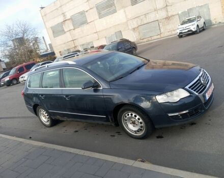 Сірий Фольксваген Пассат, об'ємом двигуна 2 л та пробігом 250 тис. км за 2500 $, фото 3 на Automoto.ua