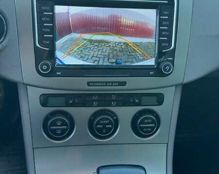 Серый Фольксваген Пассат, объемом двигателя 2 л и пробегом 204 тыс. км за 8500 $, фото 5 на Automoto.ua