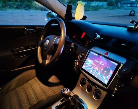 Сірий Фольксваген Пассат, об'ємом двигуна 1.97 л та пробігом 303 тис. км за 7000 $, фото 2 на Automoto.ua