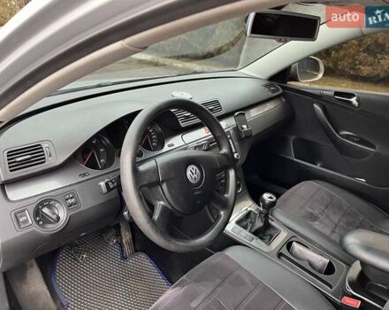 Серый Фольксваген Пассат, объемом двигателя 1.97 л и пробегом 285 тыс. км за 5800 $, фото 23 на Automoto.ua