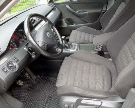 Сірий Фольксваген Пассат, об'ємом двигуна 2 л та пробігом 208 тис. км за 4900 $, фото 4 на Automoto.ua