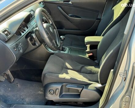 Серый Фольксваген Пассат, объемом двигателя 2 л и пробегом 275 тыс. км за 6890 $, фото 12 на Automoto.ua