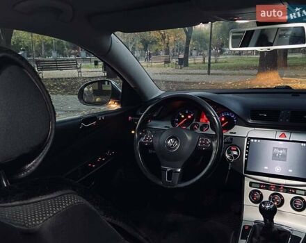 Серый Фольксваген Пассат, объемом двигателя 1.97 л и пробегом 295 тыс. км за 7999 $, фото 21 на Automoto.ua