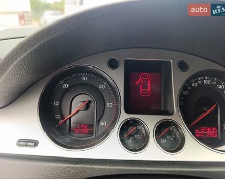 Серый Фольксваген Пассат, объемом двигателя 1.97 л и пробегом 370 тыс. км за 4800 $, фото 12 на Automoto.ua