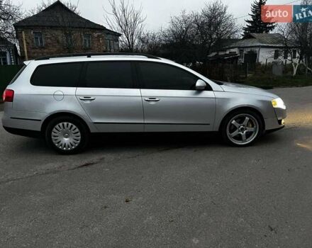 Серый Фольксваген Пассат, объемом двигателя 1.6 л и пробегом 227 тыс. км за 5200 $, фото 4 на Automoto.ua