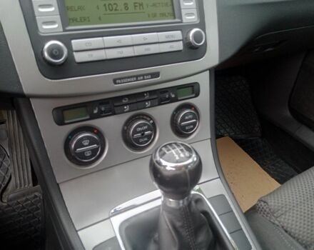 Сірий Фольксваген Пассат, об'ємом двигуна 2 л та пробігом 208 тис. км за 4900 $, фото 11 на Automoto.ua