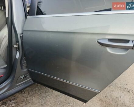 Фольксваген Пассат 2007 у Львові на Automoto.ua Сірий Фольксваген Пассат, об'ємом двигуна 2 л та пробігом 330 тис. км за 5000 $, фото 13 на Automoto.ua