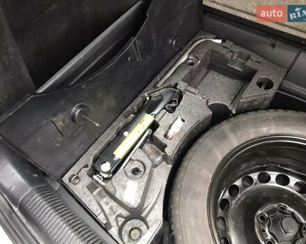 Серый Фольксваген Пассат, объемом двигателя 1.97 л и пробегом 266 тыс. км за 6500 $, фото 23 на Automoto.ua