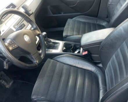 Сірий Фольксваген Пассат, об'ємом двигуна 2 л та пробігом 250 тис. км за 2500 $, фото 5 на Automoto.ua