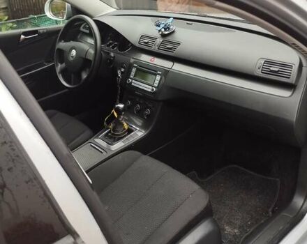 Серый Фольксваген Пассат, объемом двигателя 1.6 л и пробегом 243 тыс. км за 7800 $, фото 77 на Automoto.ua