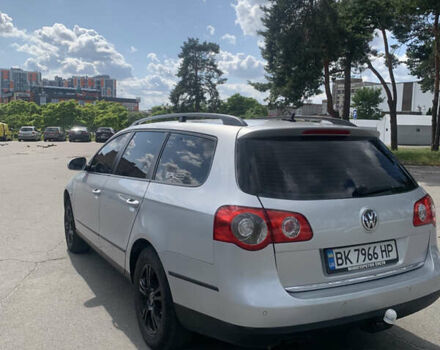 Серый Фольксваген Пассат, объемом двигателя 1.97 л и пробегом 325 тыс. км за 5600 $, фото 3 на Automoto.ua