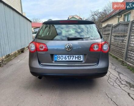 Сірий Фольксваген Пассат, об'ємом двигуна 1.6 л та пробігом 188 тис. км за 7700 $, фото 4 на Automoto.ua