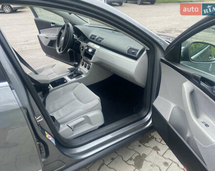 Серый Фольксваген Пассат, объемом двигателя 2 л и пробегом 254 тыс. км за 6200 $, фото 8 на Automoto.ua