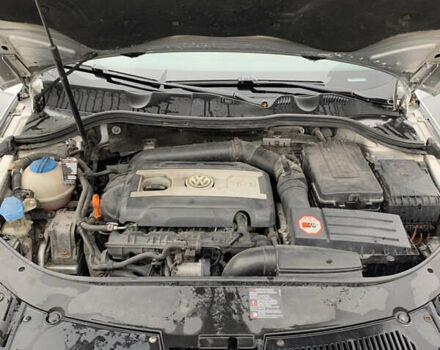 Серый Фольксваген Пассат, объемом двигателя 1.8 л и пробегом 370 тыс. км за 6000 $, фото 10 на Automoto.ua