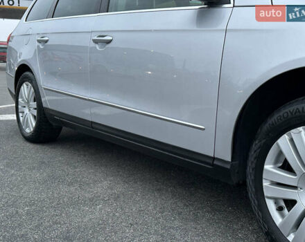 Серый Фольксваген Пассат, объемом двигателя 1.8 л и пробегом 227 тыс. км за 7450 $, фото 9 на Automoto.ua