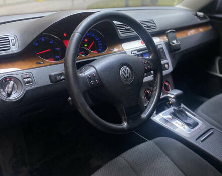 Сірий Фольксваген Пассат, об'ємом двигуна 1.97 л та пробігом 300 тис. км за 5700 $, фото 12 на Automoto.ua