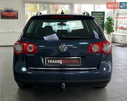 Сірий Фольксваген Пассат, об'ємом двигуна 1.8 л та пробігом 198 тис. км за 7490 $, фото 10 на Automoto.ua