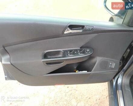 Серый Фольксваген Пассат, объемом двигателя 2 л и пробегом 235 тыс. км за 7120 $, фото 8 на Automoto.ua