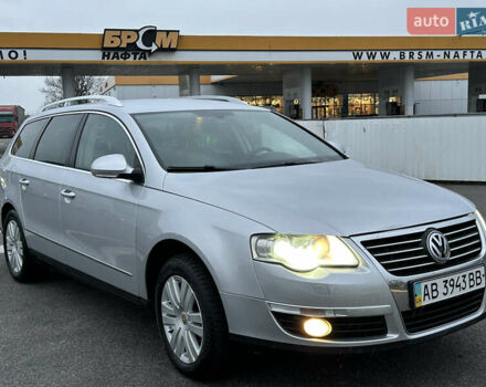 Серый Фольксваген Пассат, объемом двигателя 1.8 л и пробегом 227 тыс. км за 7450 $, фото 3 на Automoto.ua