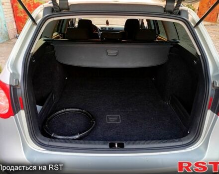 Серый Фольксваген Пассат, объемом двигателя 2 л и пробегом 275 тыс. км за 6000 $, фото 3 на Automoto.ua