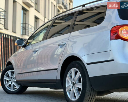 Сірий Фольксваген Пассат, об'ємом двигуна 2 л та пробігом 295 тис. км за 6999 $, фото 16 на Automoto.ua