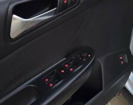 Фольксваген Пассат 2008 в Глубокой на Automoto.ua Серый Фольксваген Пассат, объемом двигателя 1.97 л и пробегом 385 тыс. км за 5999 $, фото 31 на Automoto.ua