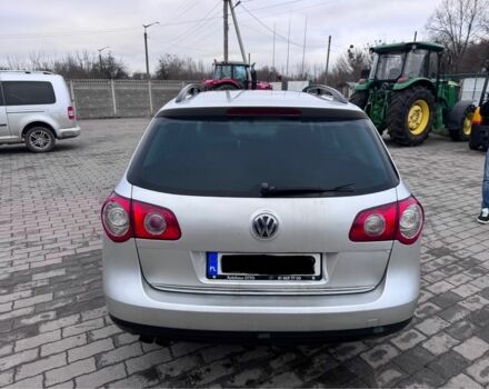 Серый Фольксваген Пассат, объемом двигателя 1.6 л и пробегом 261 тыс. км за 2299 $, фото 5 на Automoto.ua