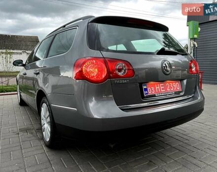 Серый Фольксваген Пассат, объемом двигателя 1.6 л и пробегом 198 тыс. км за 7600 $, фото 8 на Automoto.ua