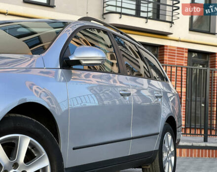 Сірий Фольксваген Пассат, об'ємом двигуна 2 л та пробігом 295 тис. км за 6999 $, фото 14 на Automoto.ua