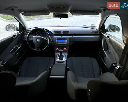 Сірий Фольксваген Пассат, об'ємом двигуна 2 л та пробігом 295 тис. км за 6999 $, фото 34 на Automoto.ua