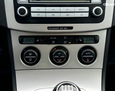 Серый Фольксваген Пассат, объемом двигателя 1.8 л и пробегом 292 тыс. км за 8740 $, фото 27 на Automoto.ua