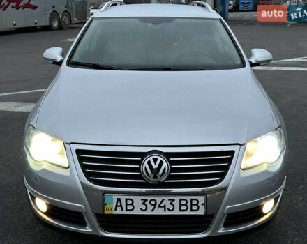 Серый Фольксваген Пассат, объемом двигателя 1.8 л и пробегом 227 тыс. км за 7450 $, фото 2 на Automoto.ua