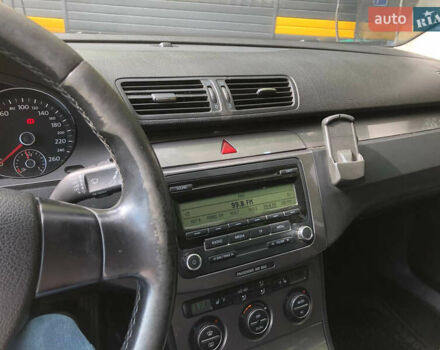 Сірий Фольксваген Пассат, об'ємом двигуна 1.97 л та пробігом 306 тис. км за 4600 $, фото 18 на Automoto.ua