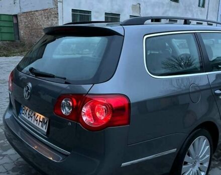 Сірий Фольксваген Пассат, об'ємом двигуна 1.8 л та пробігом 298 тис. км за 5999 $, фото 17 на Automoto.ua