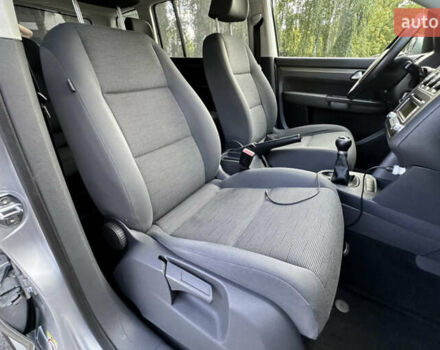 Сірий Фольксваген Пассат, об'ємом двигуна 1.8 л та пробігом 199 тис. км за 7500 $, фото 13 на Automoto.ua