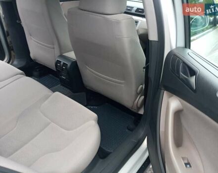 Серый Фольксваген Пассат, объемом двигателя 1.8 л и пробегом 215 тыс. км за 6600 $, фото 26 на Automoto.ua