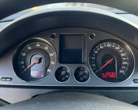 Серый Фольксваген Пассат, объемом двигателя 1.4 л и пробегом 226 тыс. км за 5000 $, фото 6 на Automoto.ua