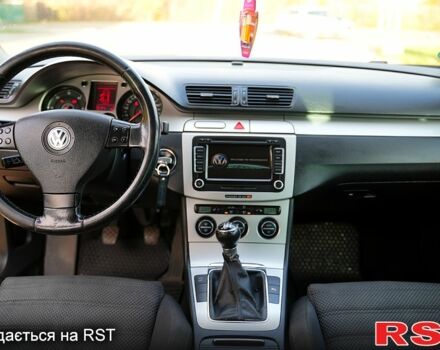 Серый Фольксваген Пассат, объемом двигателя 2 л и пробегом 263 тыс. км за 6800 $, фото 5 на Automoto.ua