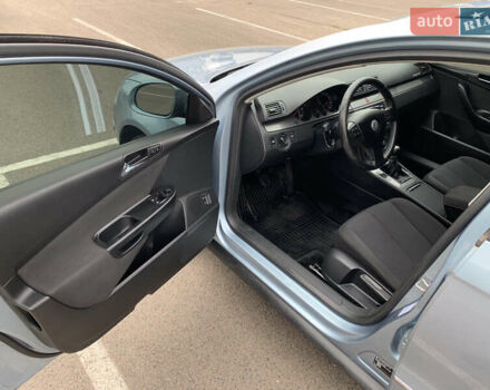 Серый Фольксваген Пассат, объемом двигателя 1.9 л и пробегом 230 тыс. км за 7500 $, фото 8 на Automoto.ua