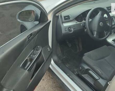 Сірий Фольксваген Пассат, об'ємом двигуна 1.8 л та пробігом 131 тис. км за 6500 $, фото 14 на Automoto.ua