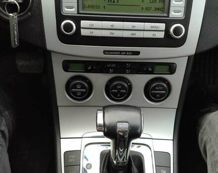 Серый Фольксваген Пассат, объемом двигателя 2 л и пробегом 235 тыс. км за 7120 $, фото 5 на Automoto.ua