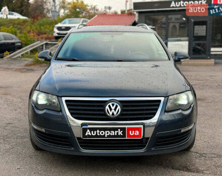 Серый Фольксваген Пассат, объемом двигателя 1.8 л и пробегом 292 тыс. км за 8740 $, фото 2 на Automoto.ua
