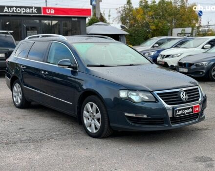 Серый Фольксваген Пассат, объемом двигателя 1.8 л и пробегом 292 тыс. км за 8740 $, фото 2 на Automoto.ua