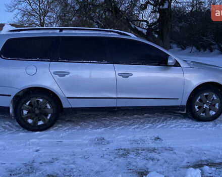 Сірий Фольксваген Пассат, об'ємом двигуна 2 л та пробігом 306 тис. км за 5900 $, фото 5 на Automoto.ua